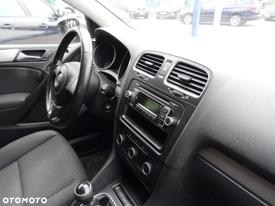 Volkswagen Golf VI 1.6 TDI Comfortline - 12