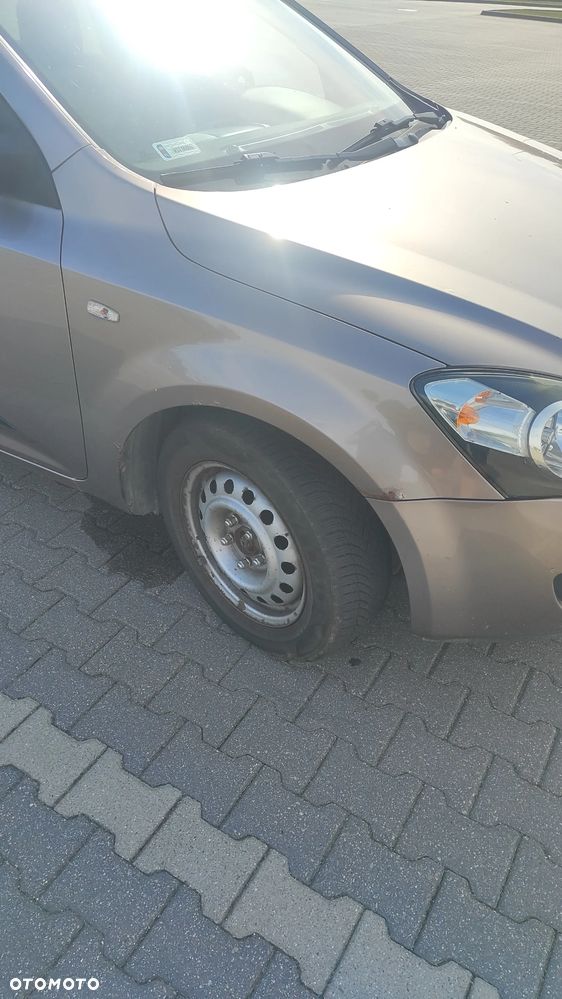Kia Ceed 1.6 Crdi Comfort - 14