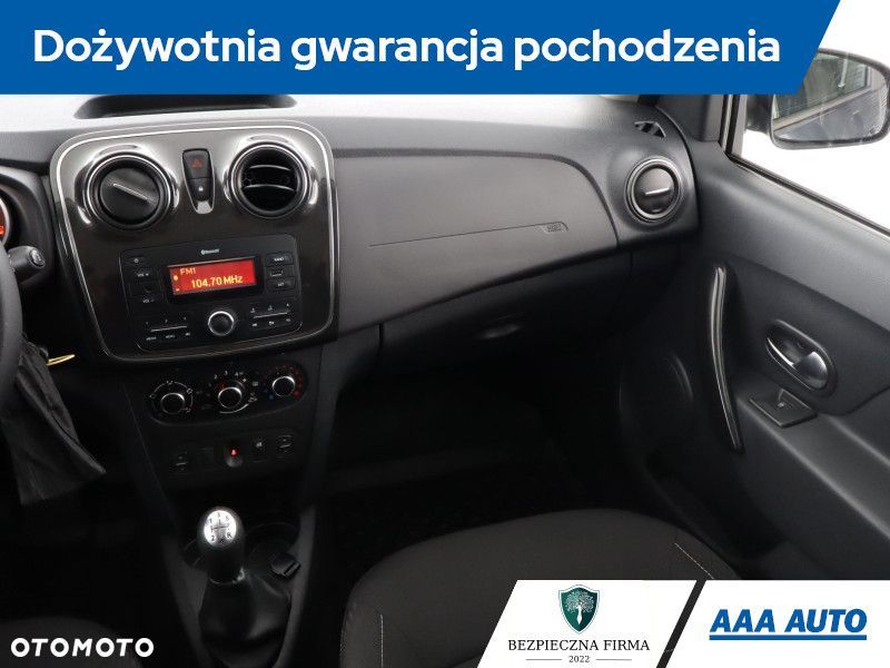 Dacia Sandero - 10