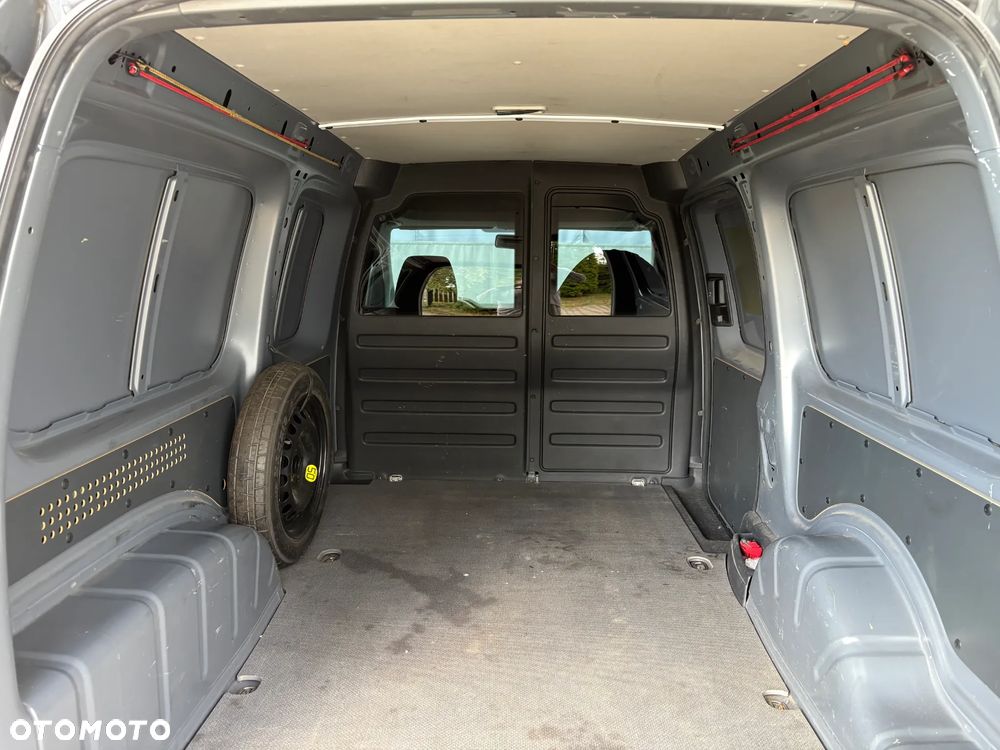 Volkswagen Caddy Maxi - 13