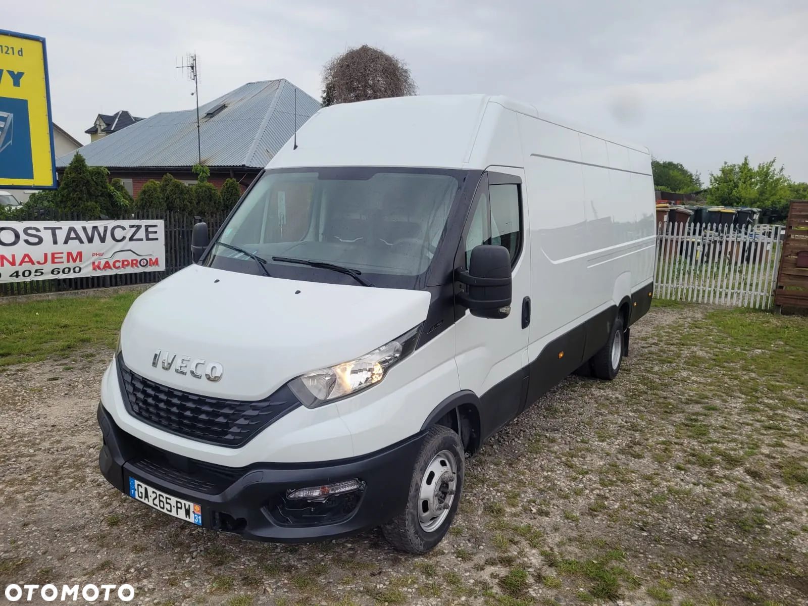 Iveco 35C14 MAXI - 1