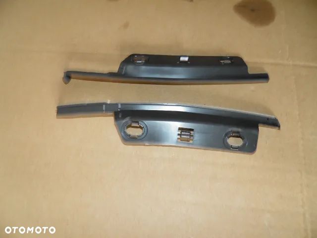 USZCZELKA REFLEKTORA VW T6.1 LEWA - 6