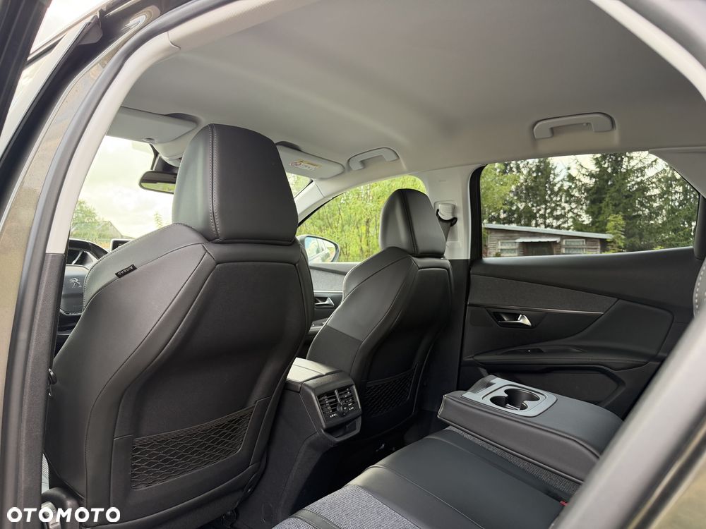 Peugeot 3008 PureTech 130 Stop & Start GPF EAT8 Allure - 27