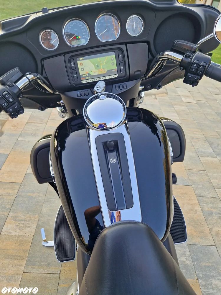 Harley-Davidson FLHTCU Ultra - 17