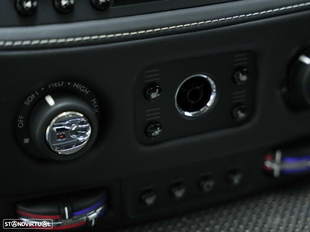 Rolls Royce Ghost Black Badge - 46