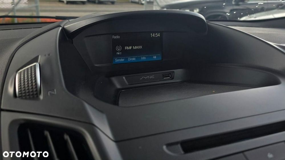 Ford Kuga - 16