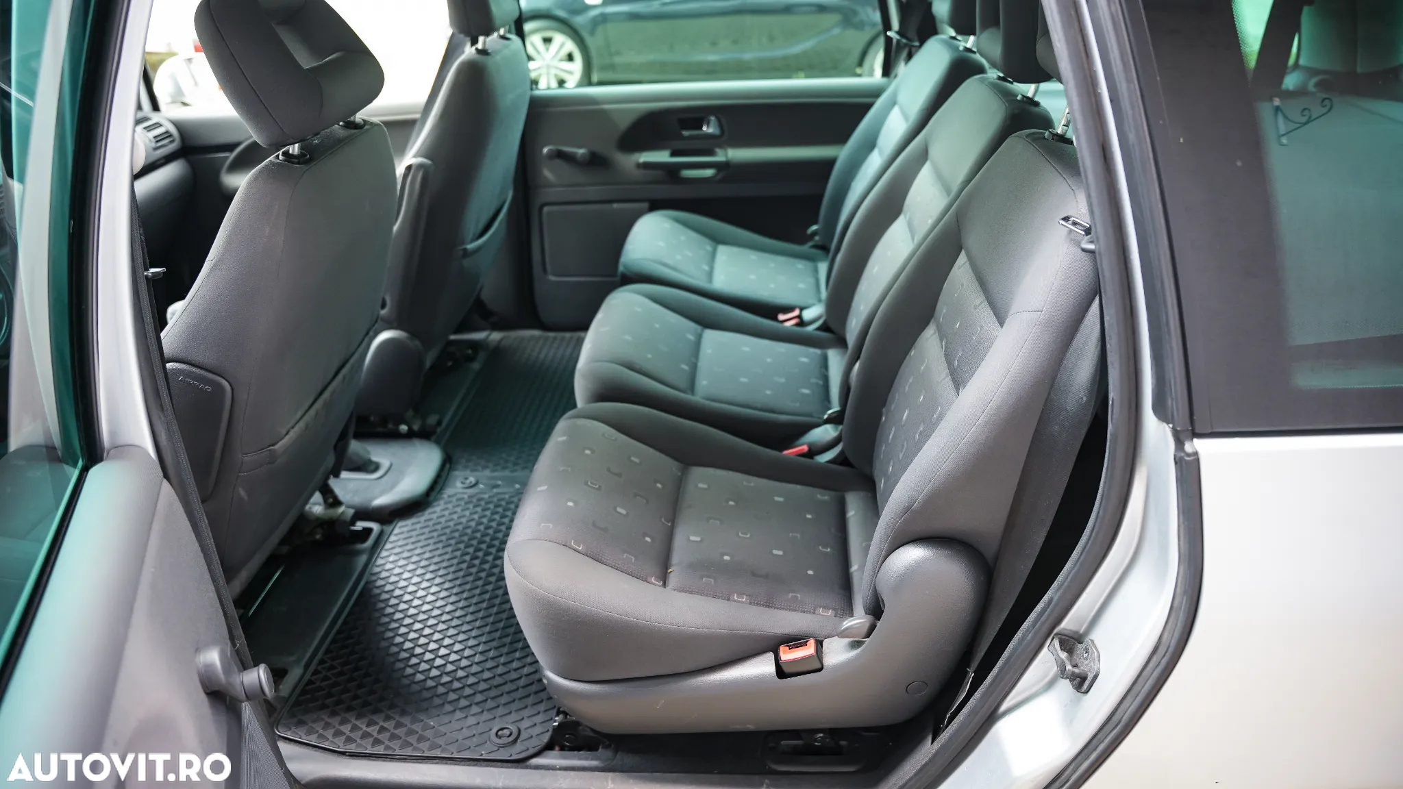 Volkswagen Sharan - 9