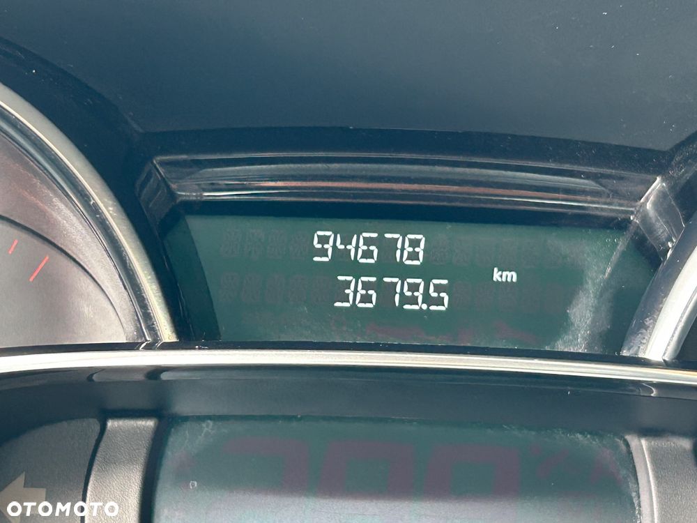 Renault Clio 1.5 dCi Energy Alize - 10