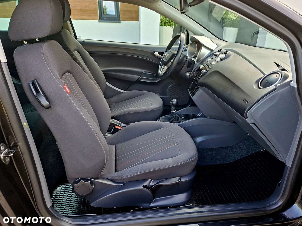Seat Ibiza SC 1.4 16V Sport - 10