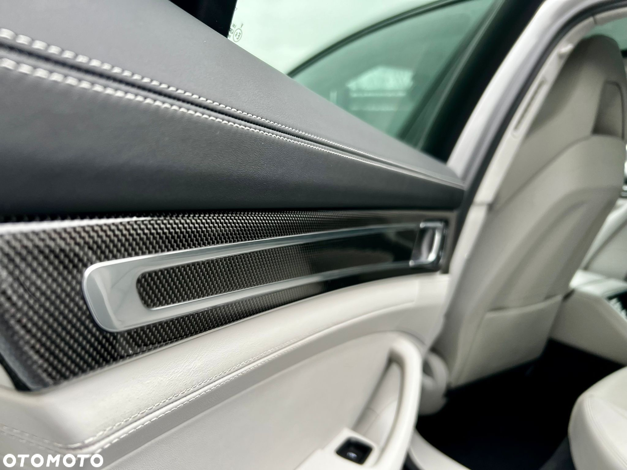 Porsche Panamera 4 E-Hybrid Platinum Edition - 13