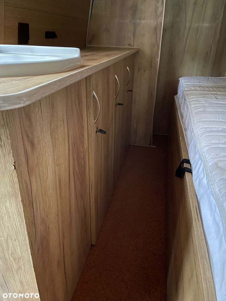 Mercedes-Benz Vito - 10