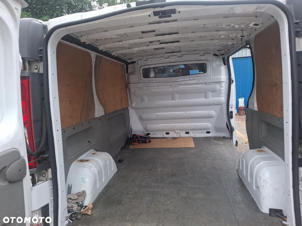 Renault TRAFIC - 21