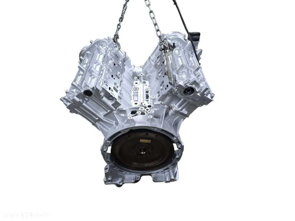 SILNIK MERCEDES 3.0 CDI KOD: 642910, 642832, 642961, 642960, 642830, 642920, 642921, 642850, 642856, 642873, 642838, 642836, 642975, 642970, 642887, 642886, 642940, 642820 - NOWY ROK GWARANCJI - 3