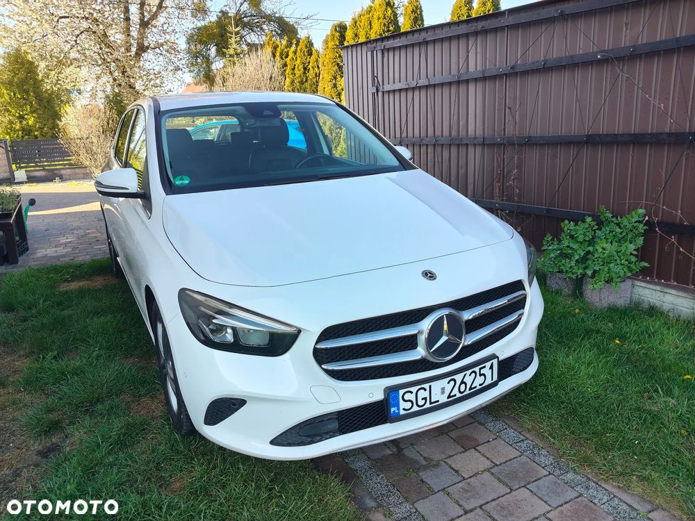 Mercedes-Benz Klasa B 180 d Style 7G-DCT - 16