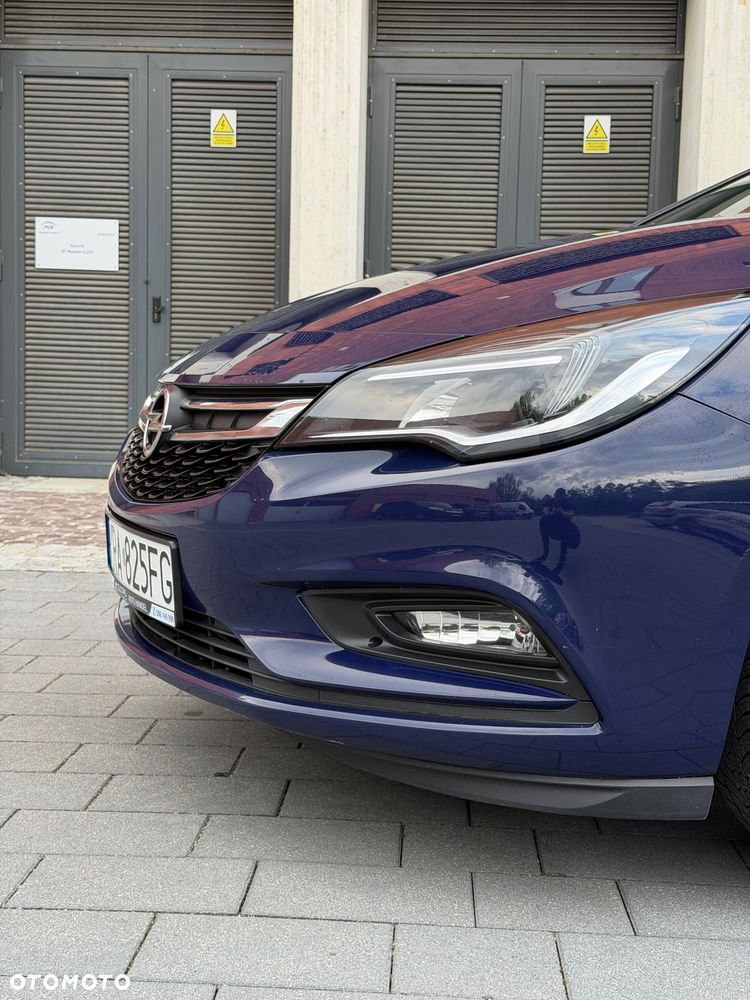 Opel Astra 1.6 T Enjoy S&S - 28