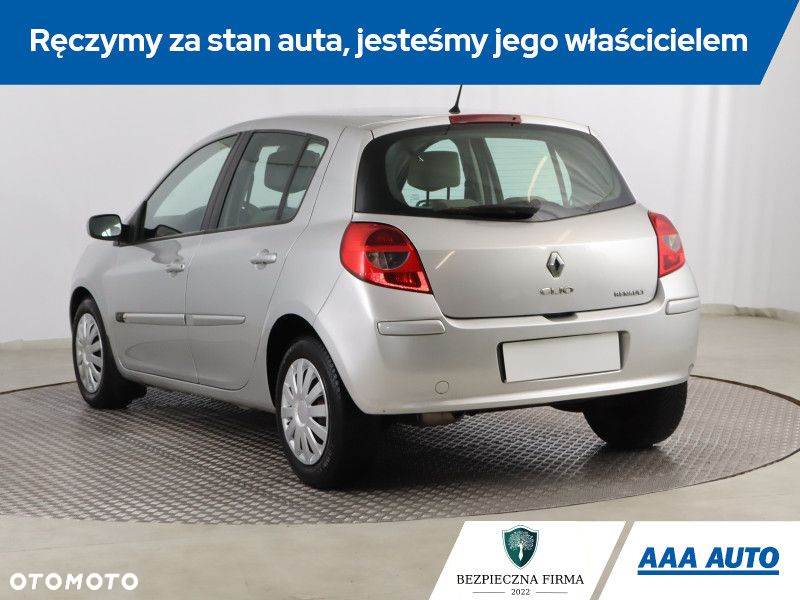 Renault Clio - 5