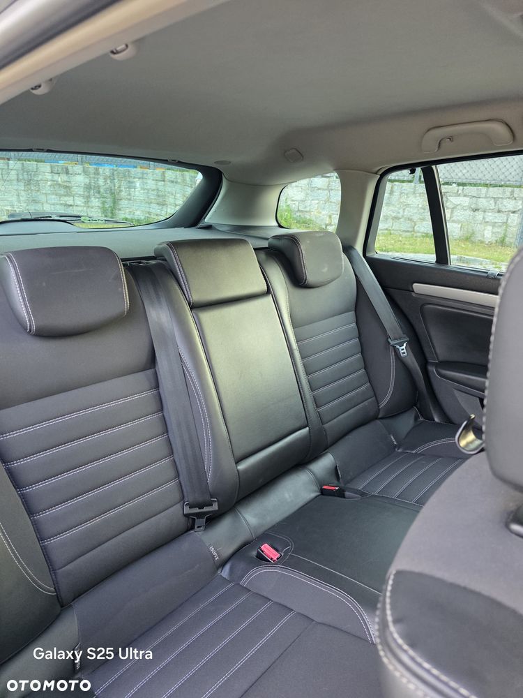Renault Laguna dCi 150 FAP Dynamique - 14