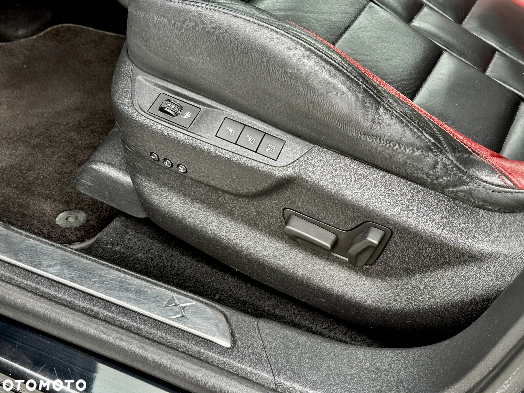Citroën DS5 THP 200 SoChic - 17