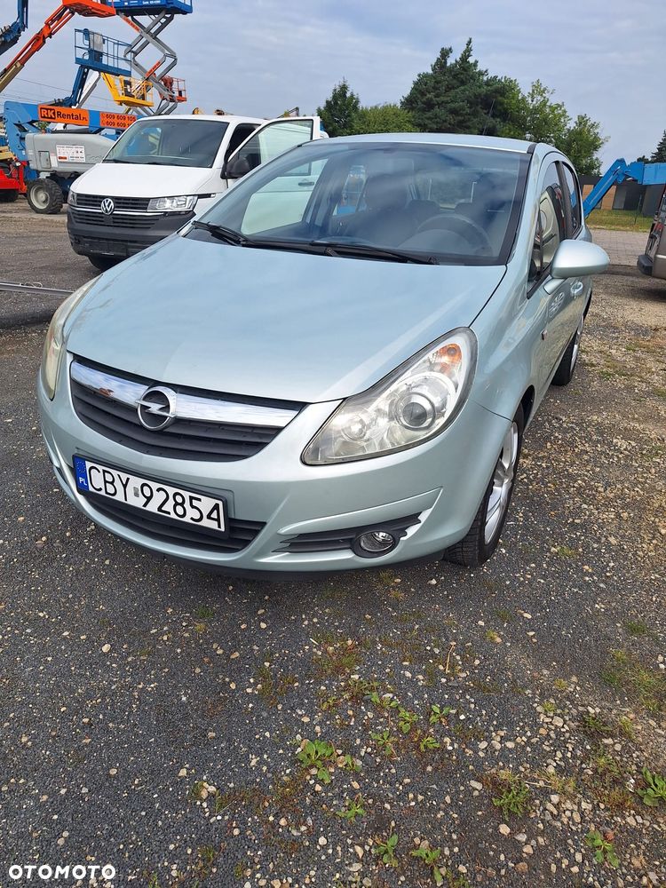 Opel Corsa 1.2 16V Cosmo - 1