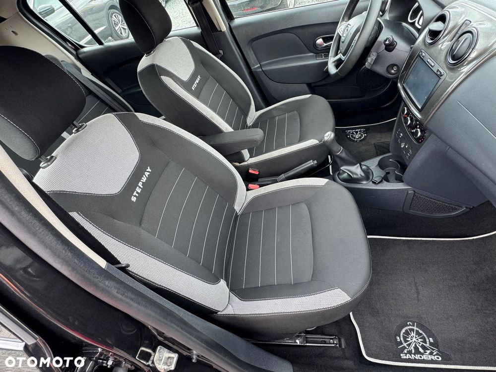 Dacia Sandero TCe 90 (S&S) Comfort - 26
