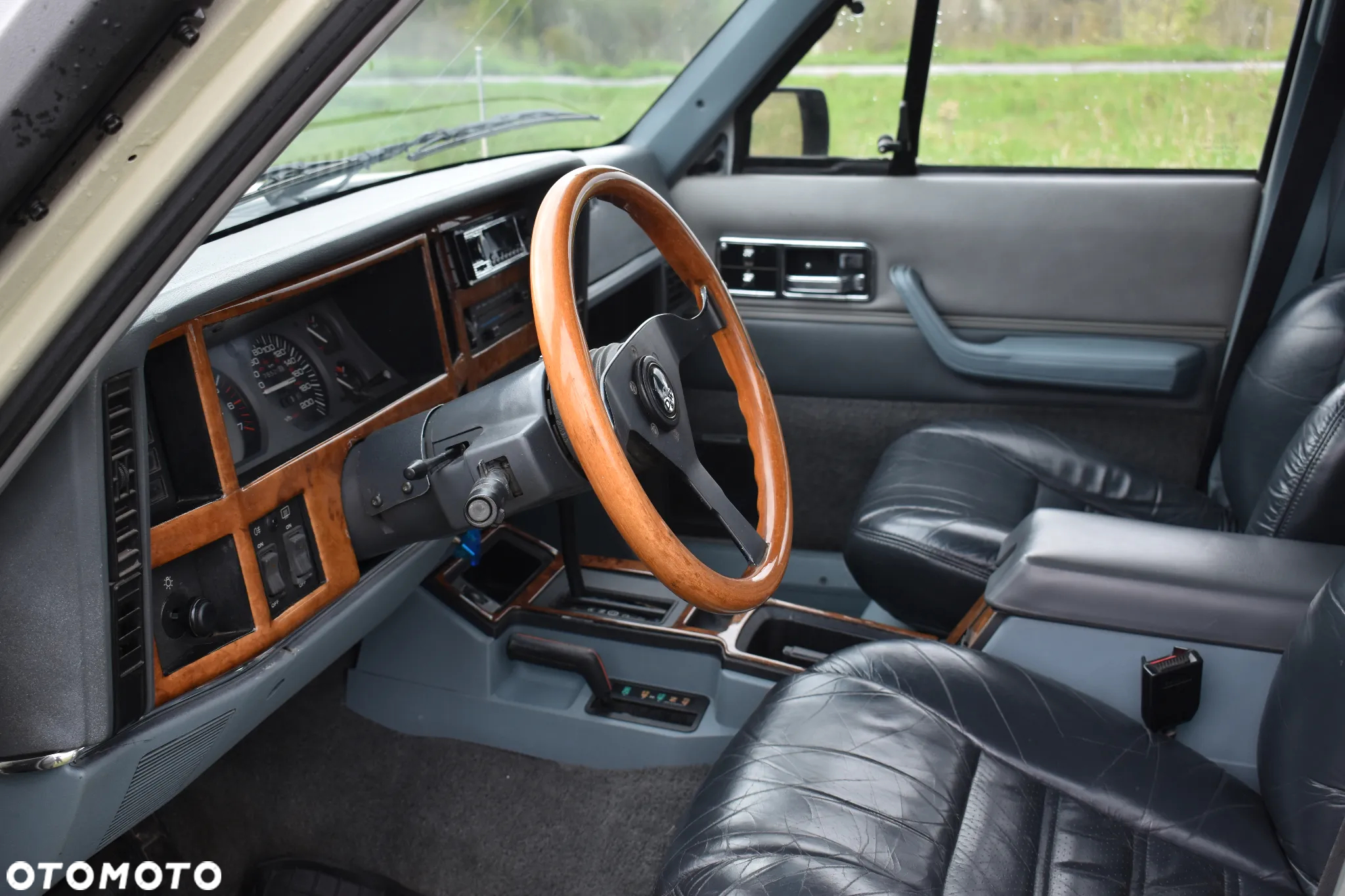 Jeep Cherokee 4.0 Limited - 8
