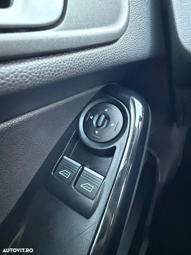 Ford Fiesta 1.5 TDCi Titanium - 11