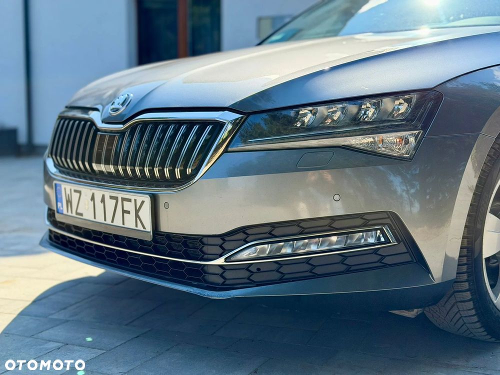 Skoda Superb 2.0 TDI SCR 4x4 Style DSG - 19