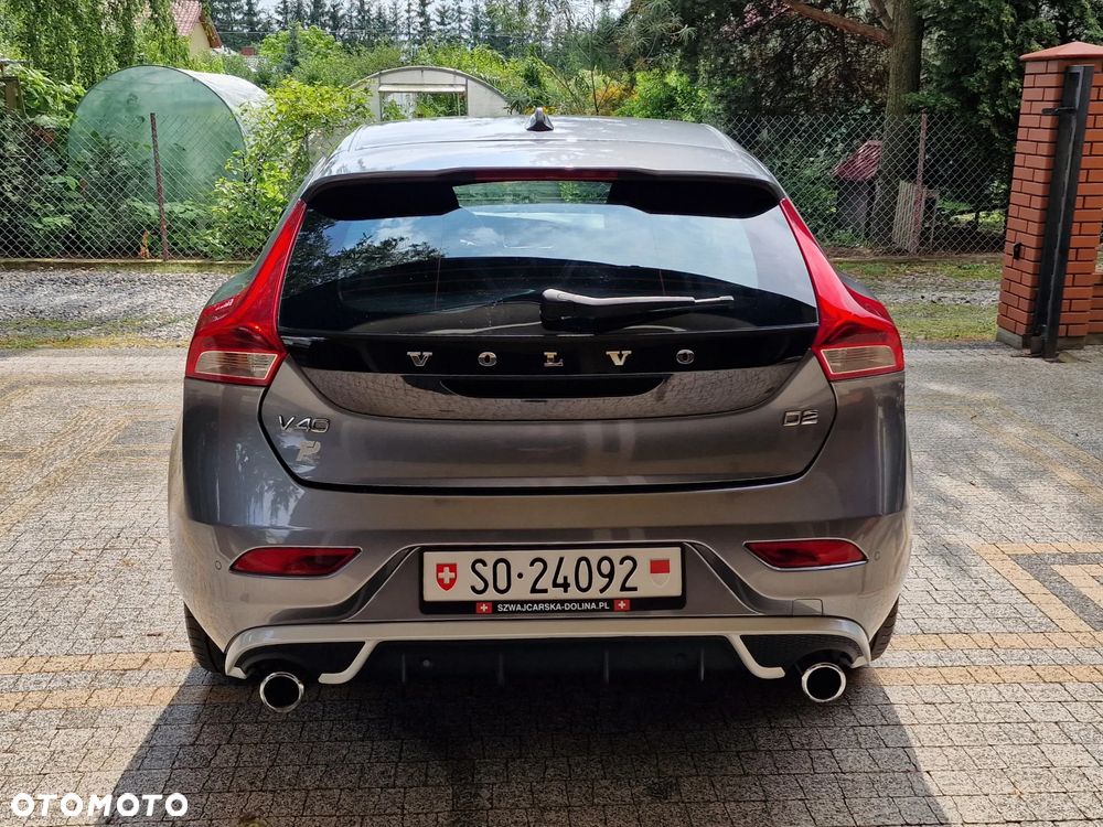 Volvo V40 D2 Drive-E R-Design Kinetic - 11