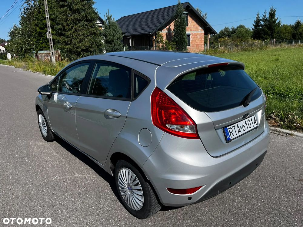 Ford Fiesta - 5