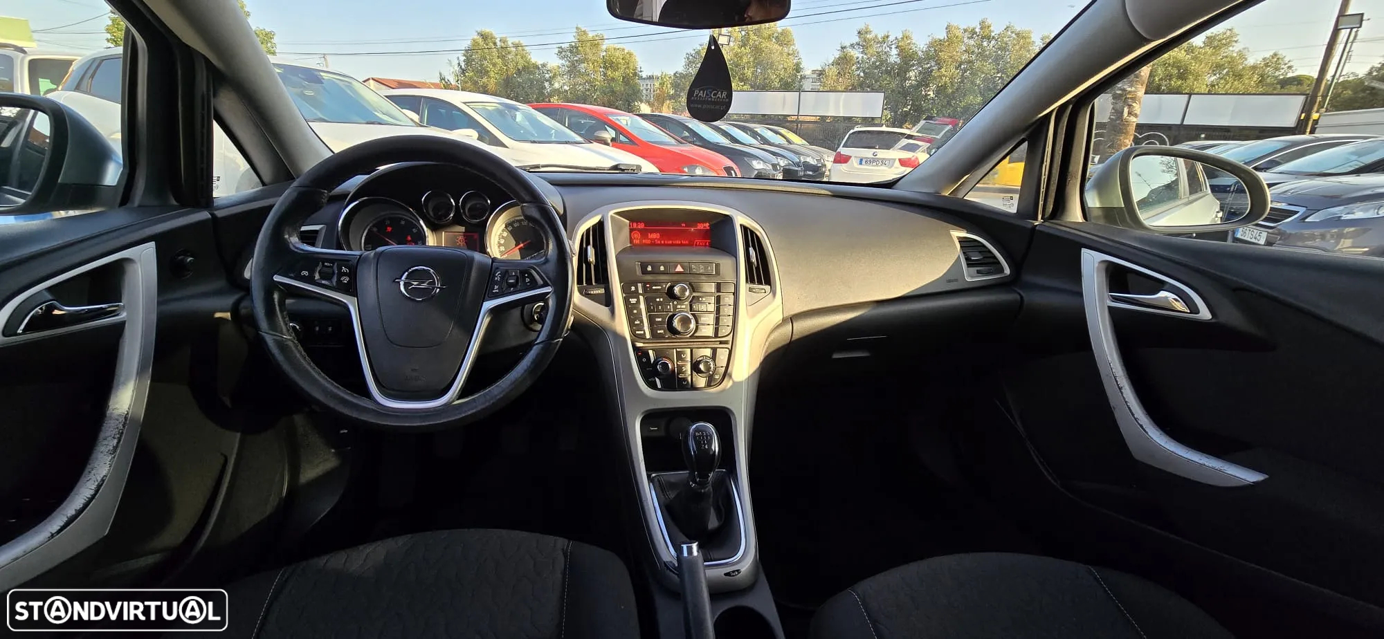 Opel Astra 1.3 CDTi Executive - 8
