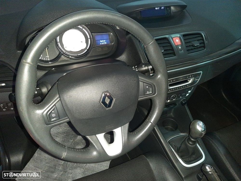 Renault Mégane Sport Tourer 1.5 dCi Dynamique S - 22