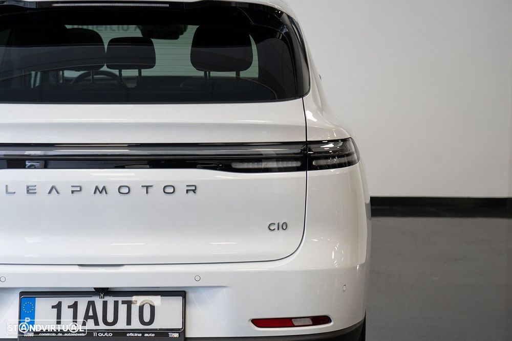 Leapmotor C10 28.4 kWh REEV Design - 11