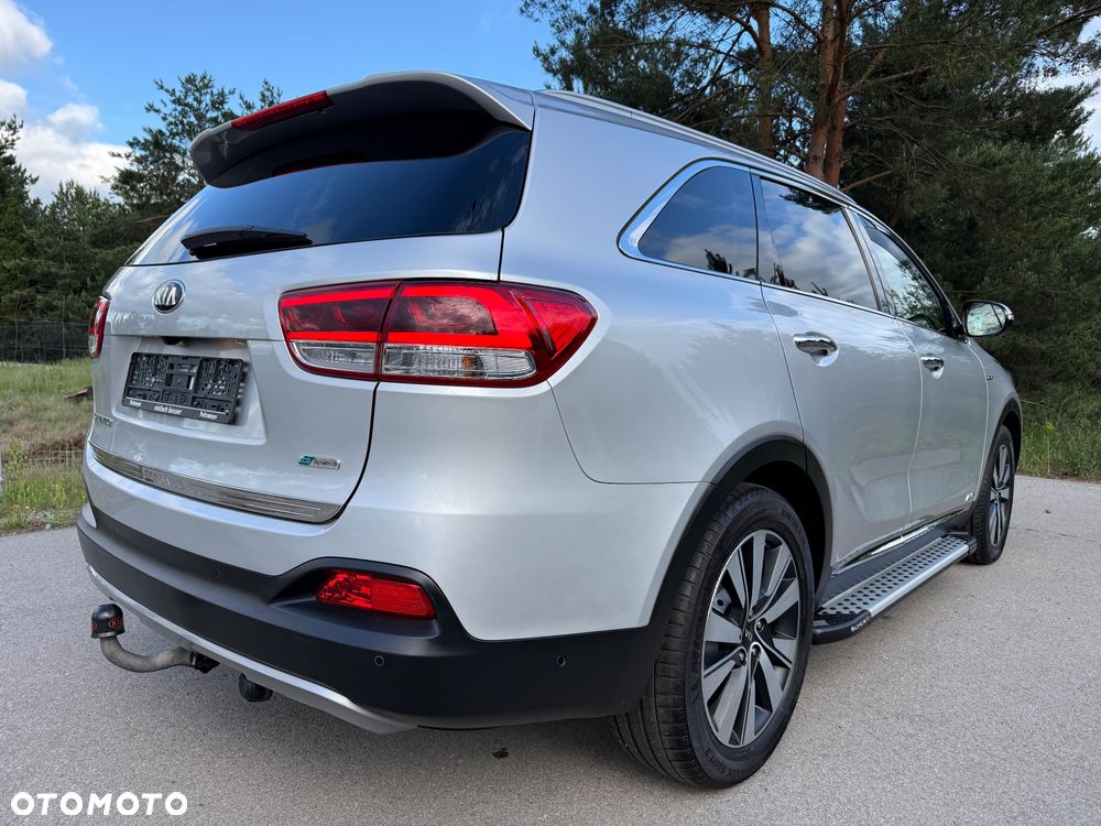 Kia Sorento 2.2 CRDi AWD GT Line - 4