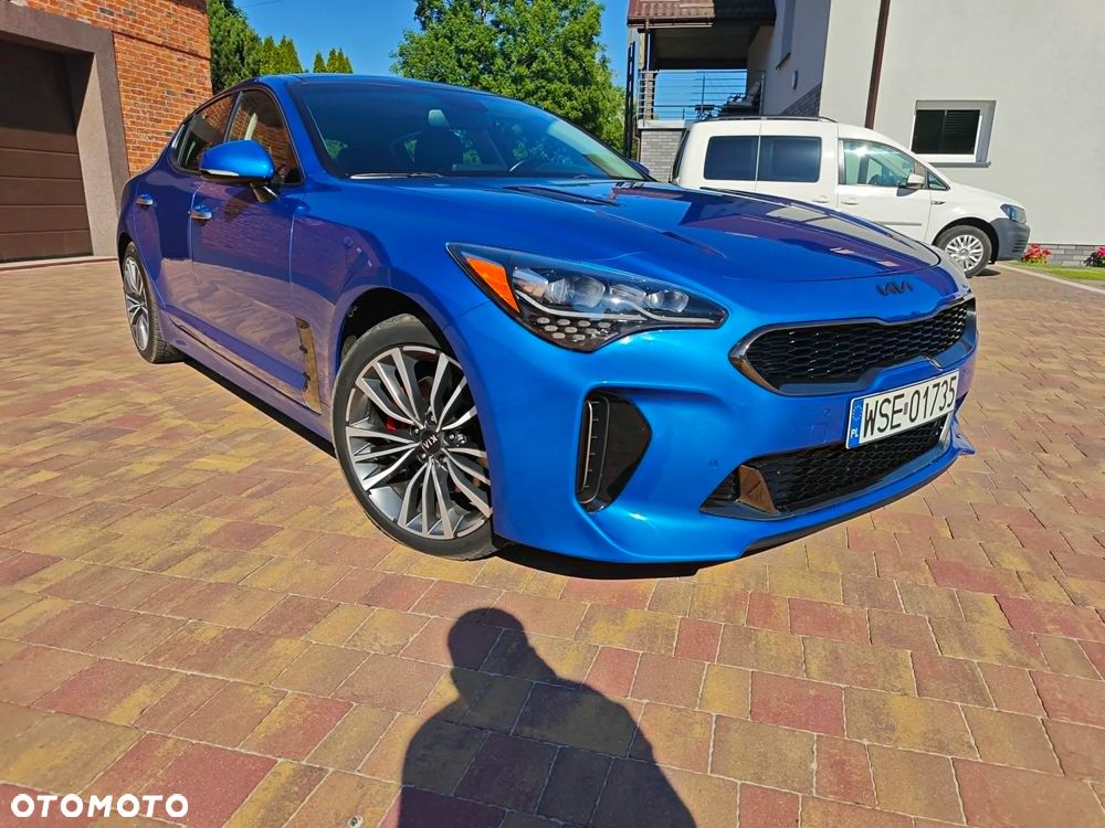 Kia Stinger - 2