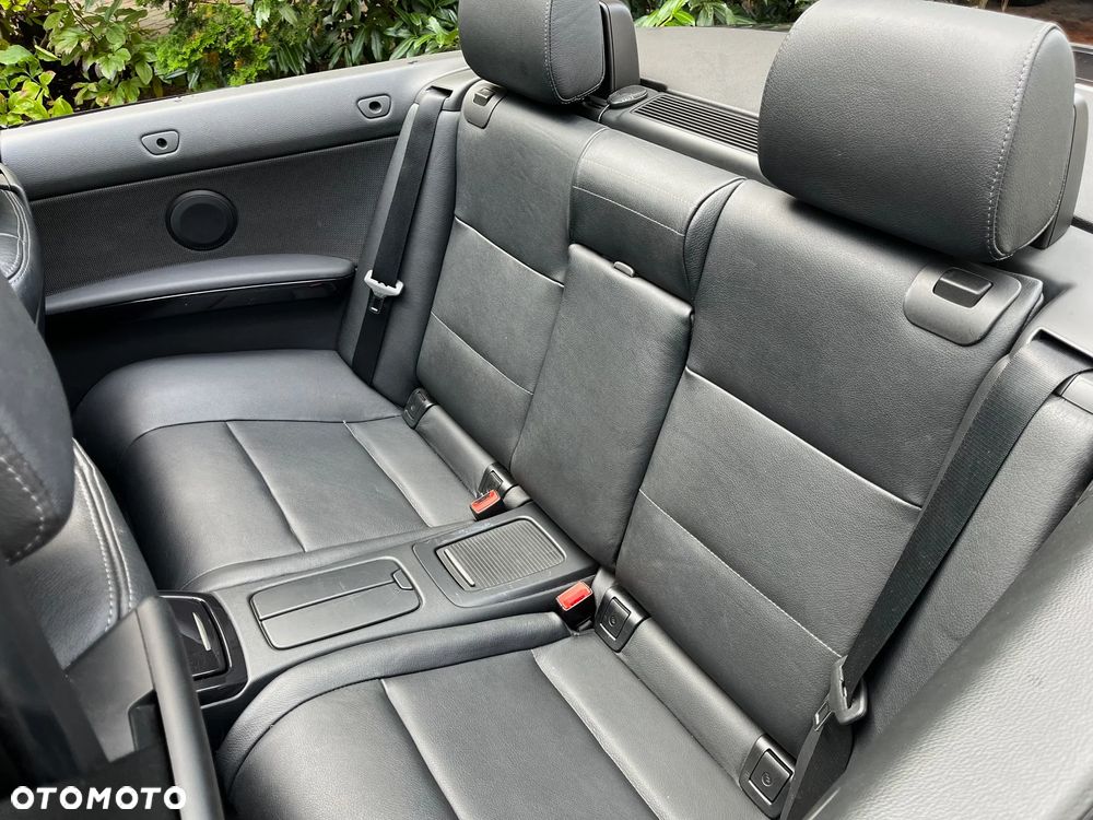 BMW Seria 3 320d - 17