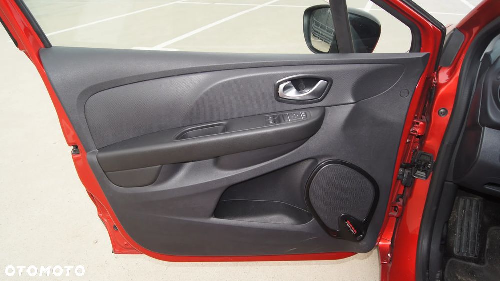 Renault Clio 0.9 TCe Life - 12