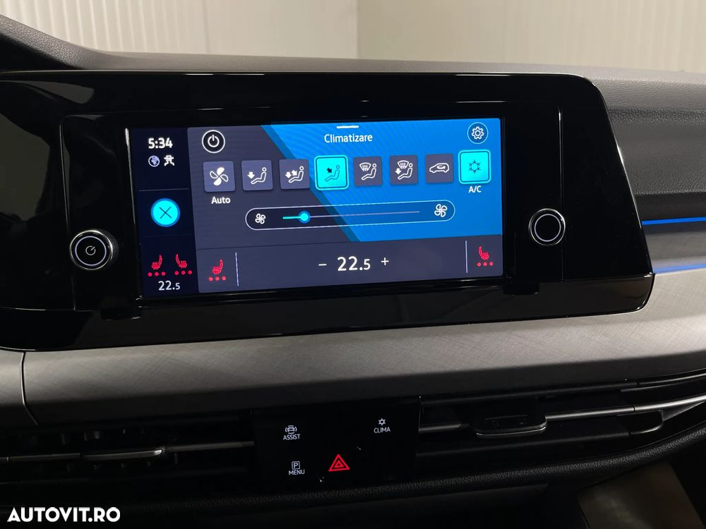 Volkswagen Golf 1.5 eTSI ACT DSG MHEV Life - 19