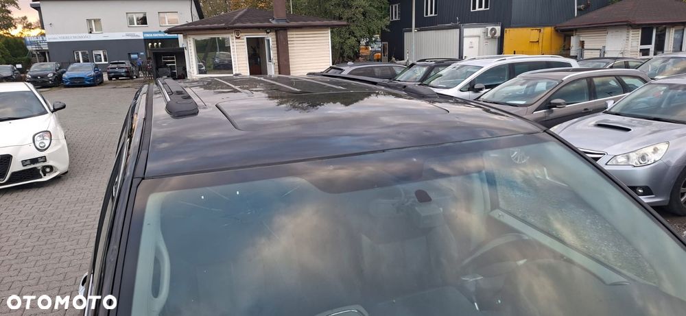 Chrysler Town & Country 3.6 Limited - 33