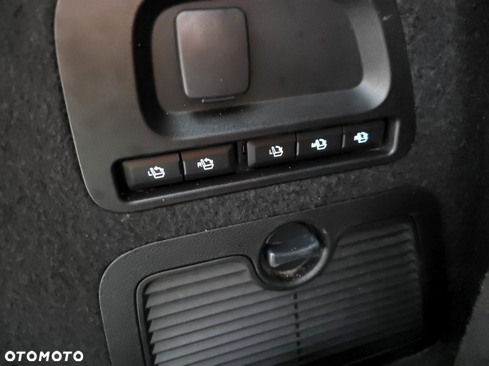 Ford Galaxy 2.0 EcoBlue Titanium - 21