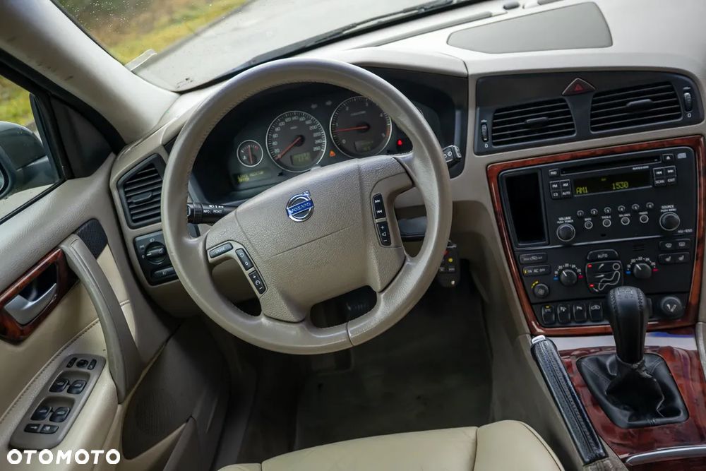 Volvo V70 2.4D5 Summum - 28