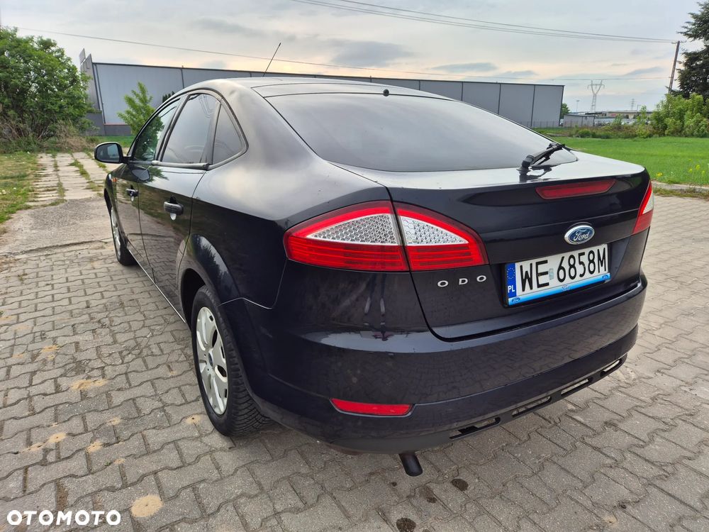 Ford Mondeo 2.0 Gold X - 8