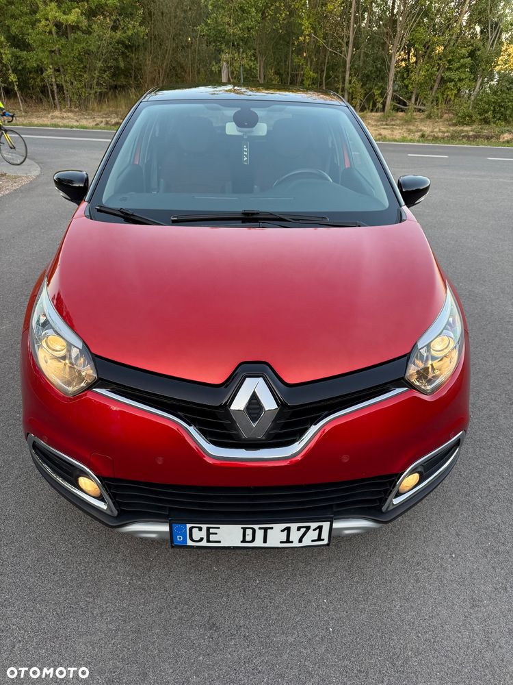 Renault Captur 1.2 TCe Helly Hansen EDC - 4