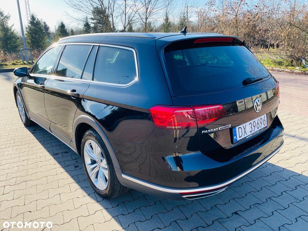 Volkswagen Passat Alltrack 2.0 TDI SCR 4Motion DSG - 3