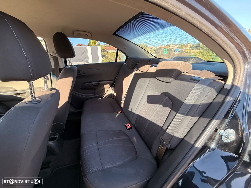 Chevrolet Aveo 1.2 LT Bi-Fuel - 5