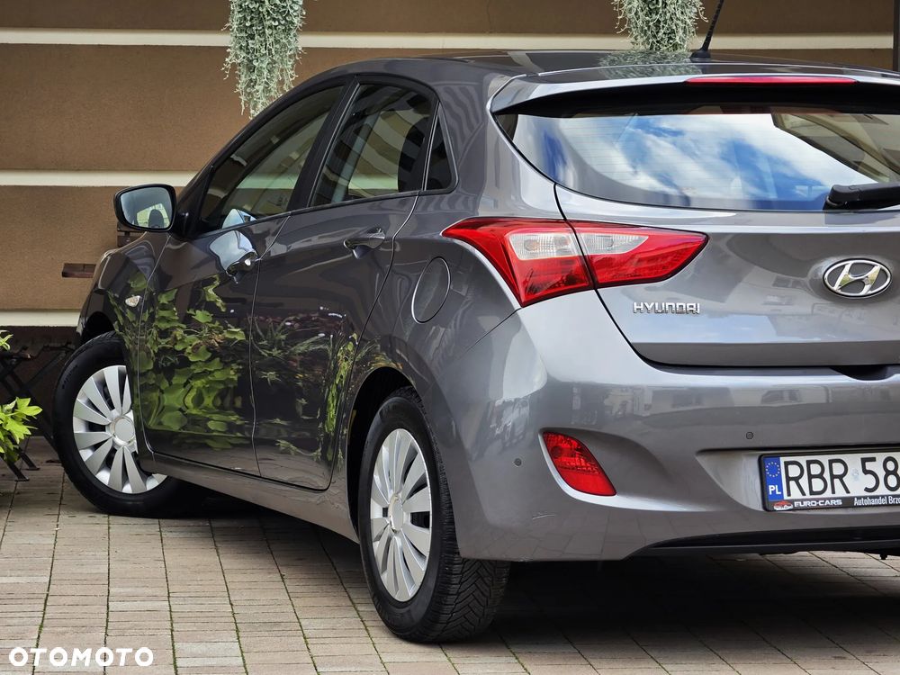 Hyundai i30 1.4 Comfort - 25