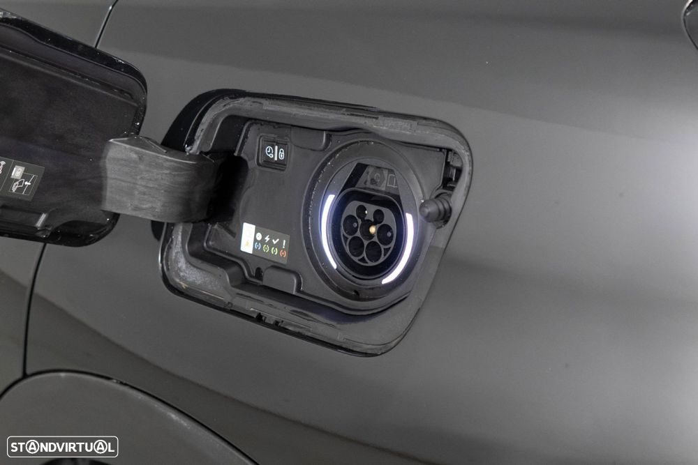 Peugeot 3008 1.6 Hybrid4 GT e-EAT8 - 18