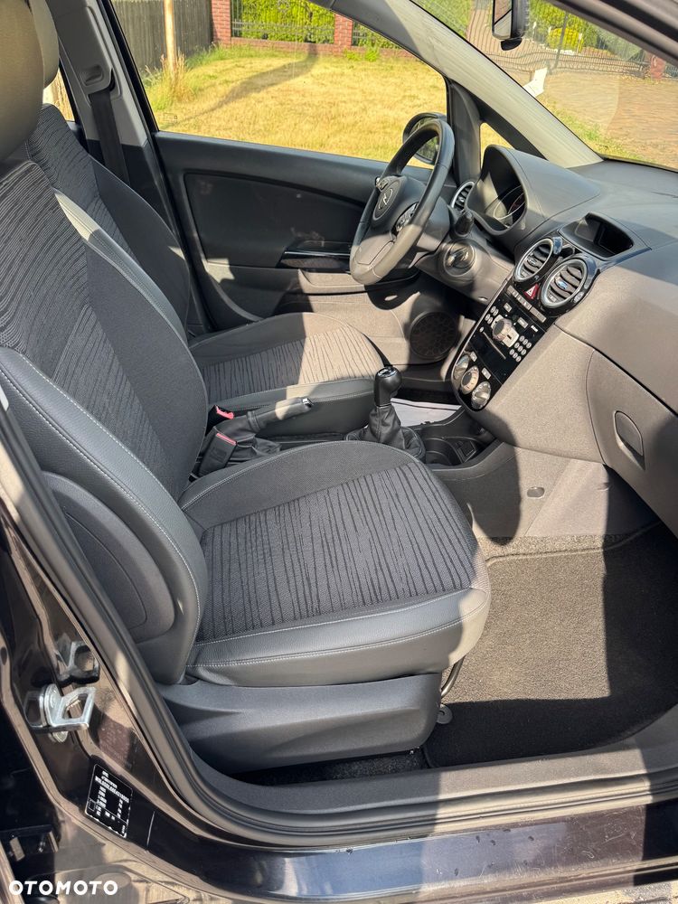 Opel Corsa 1.2 16V Edition / Active - 7