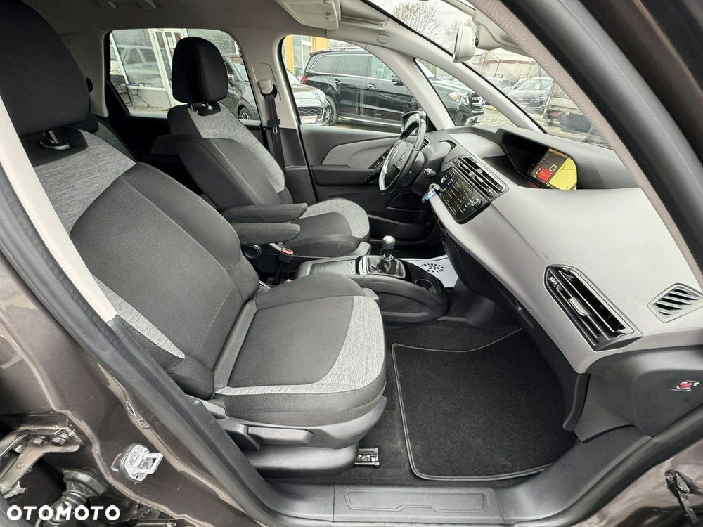 Citroën C4 Picasso - 22