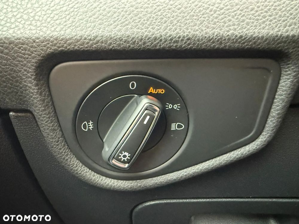 Volkswagen Touran 1.5 TSI EVO Highline - 16