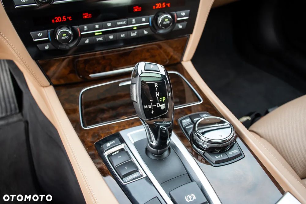 BMW Seria 7 760i L - 24